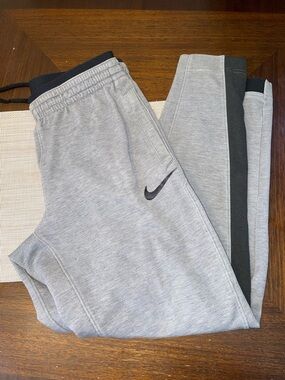 Nike Dri-FIT Joggers Men’s Medium Gray Athletic Sweatpants Tapered